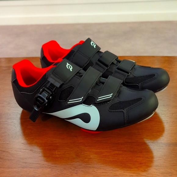 Peloton Shoes Euc Peloton Cycling Bike Shoes With Look Delta Cleats